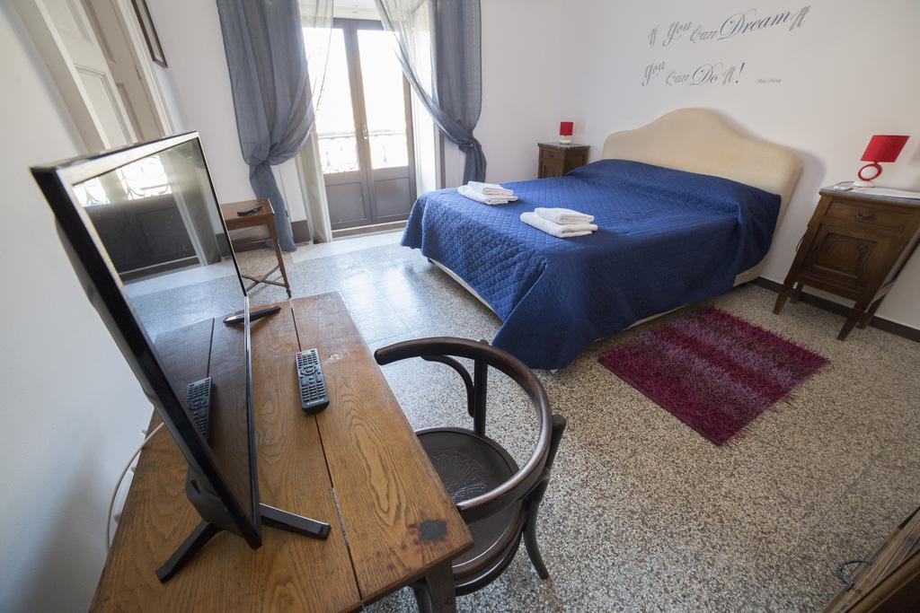 Casa Alcala Deluxe Hotel Catania Szoba fotó